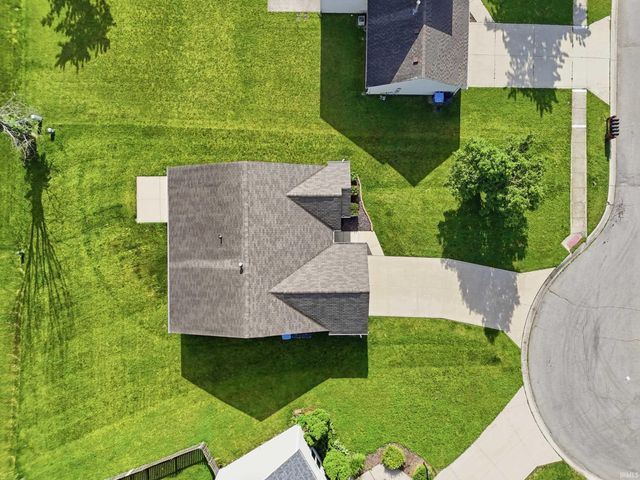 5230 Salt Trail Canyon Pass, Fort Wayne, IN 46808