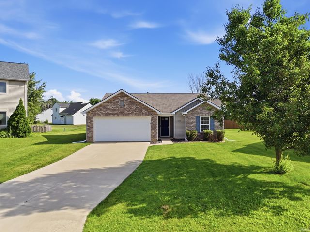 5230 Salt Trail Canyon Pass, Fort Wayne, IN 46808