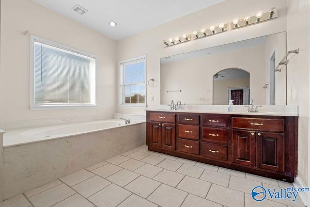 2810 Coates Bend Road, Gadsden, AL 35901