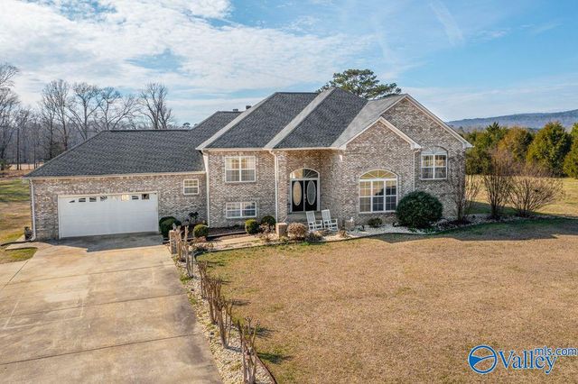 2810 Coates Bend Road, Gadsden, AL 35901
