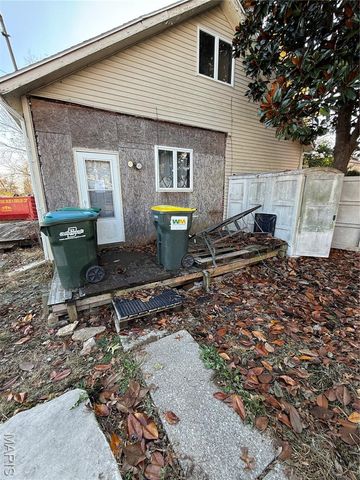 1371 Washington Street, Carlyle, IL 62231