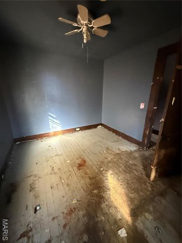 1371 Washington Street, Carlyle, IL 62231