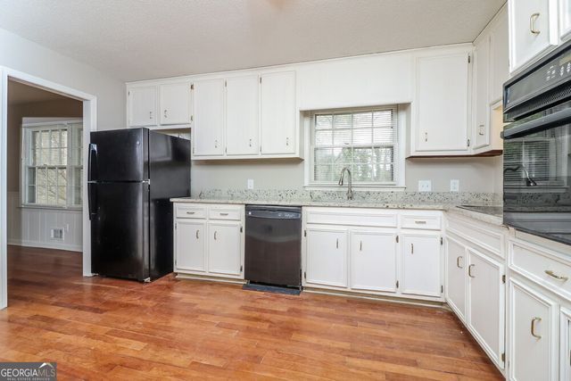 194 Stone Mill Lane NW, Marietta, GA 30064