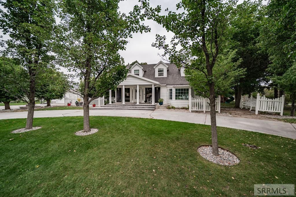 Image 1 of property listing at 269 W Center Street, Shelley, ID 83274