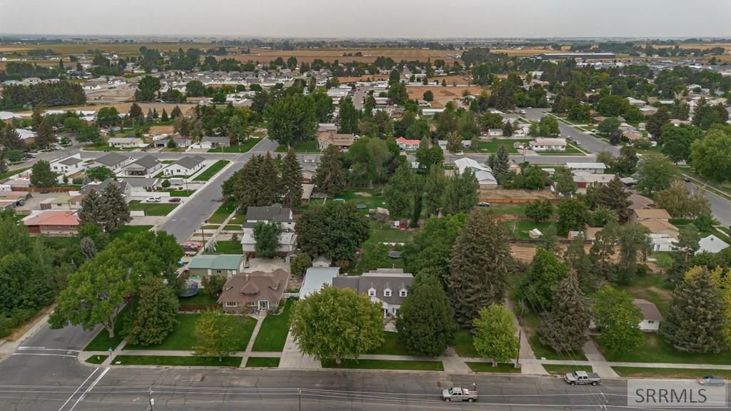 Image 101 of property listing at 269 W Center Street, Shelley, ID 83274