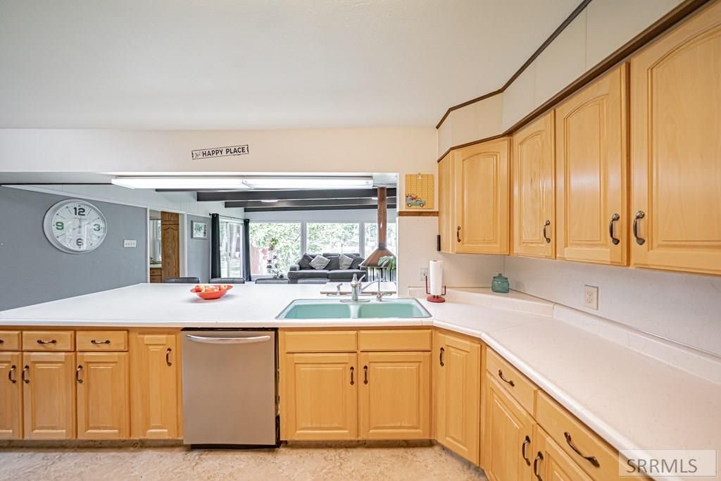 Image 21 of property listing at 269 W Center Street, Shelley, ID 83274