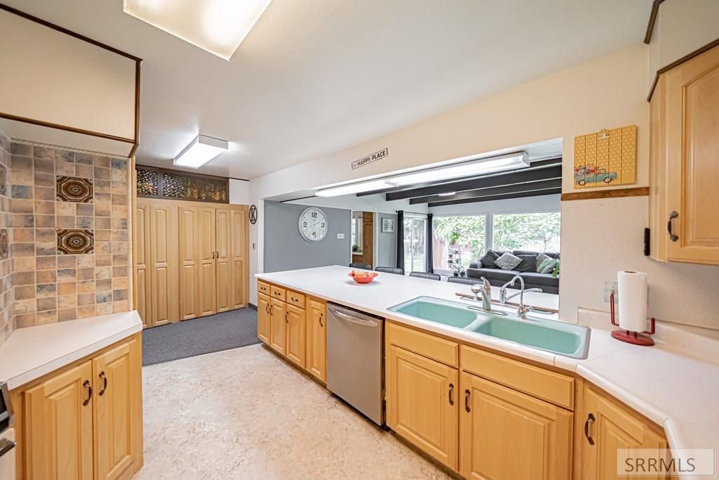 Image 22 of property listing at 269 W Center Street, Shelley, ID 83274