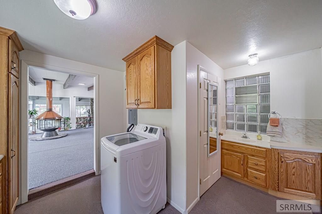 Image 34 of property listing at 269 W Center Street, Shelley, ID 83274