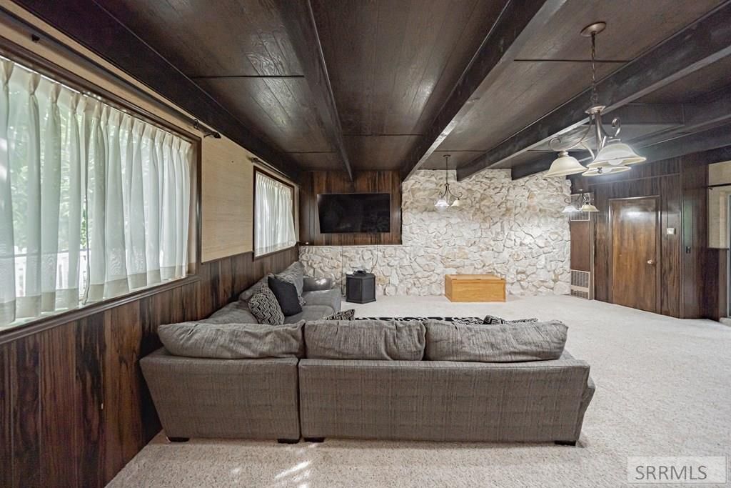 Image 45 of property listing at 269 W Center Street, Shelley, ID 83274