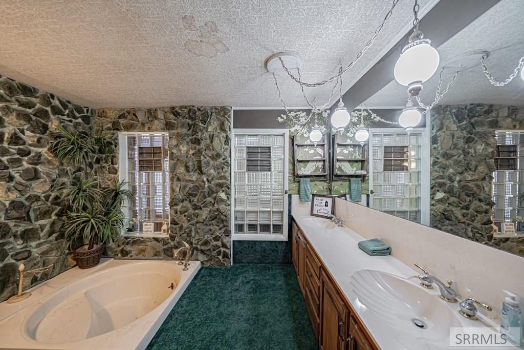 Image 52 of property listing at 269 W Center Street, Shelley, ID 83274