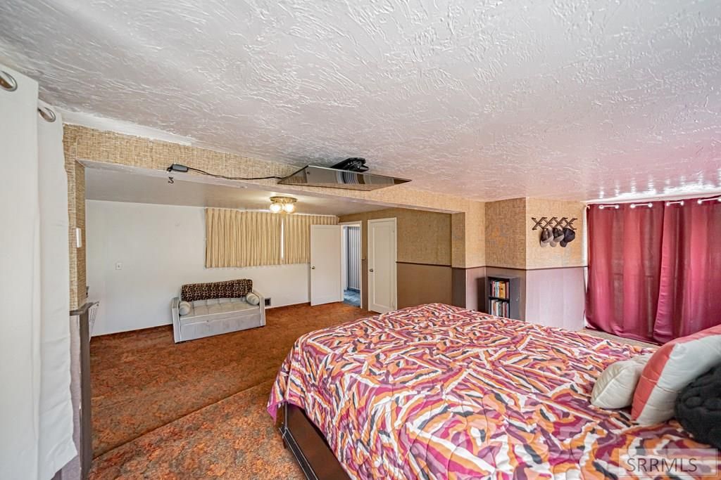 Image 62 of property listing at 269 W Center Street, Shelley, ID 83274