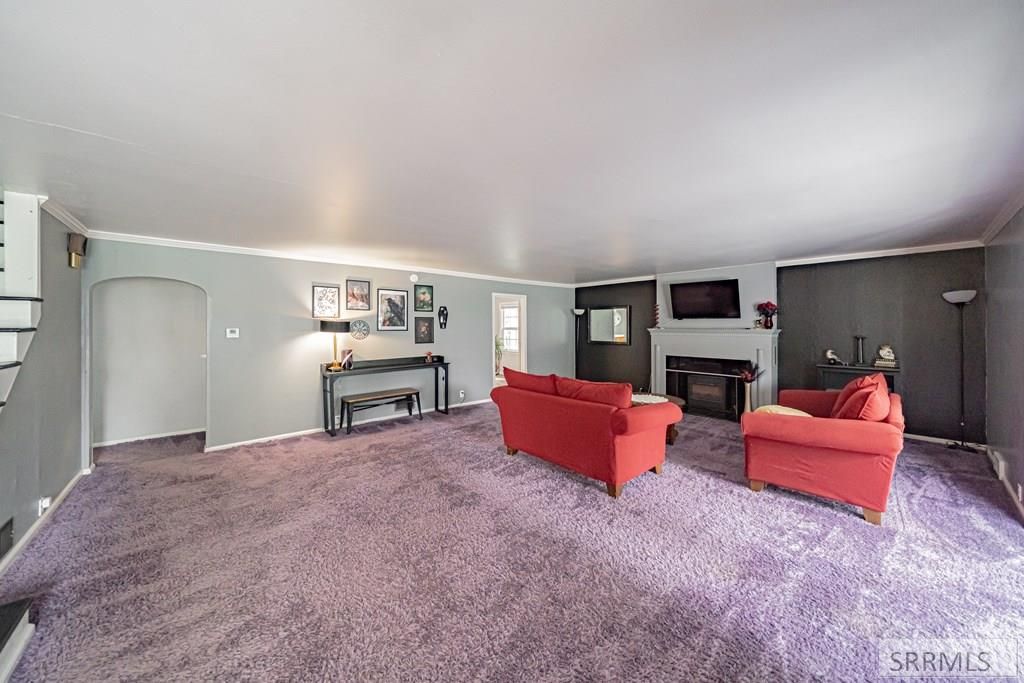 Image 7 of property listing at 269 W Center Street, Shelley, ID 83274