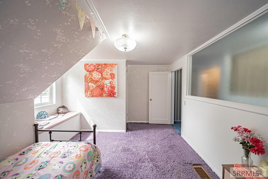 Image 71 of property listing at 269 W Center Street, Shelley, ID 83274