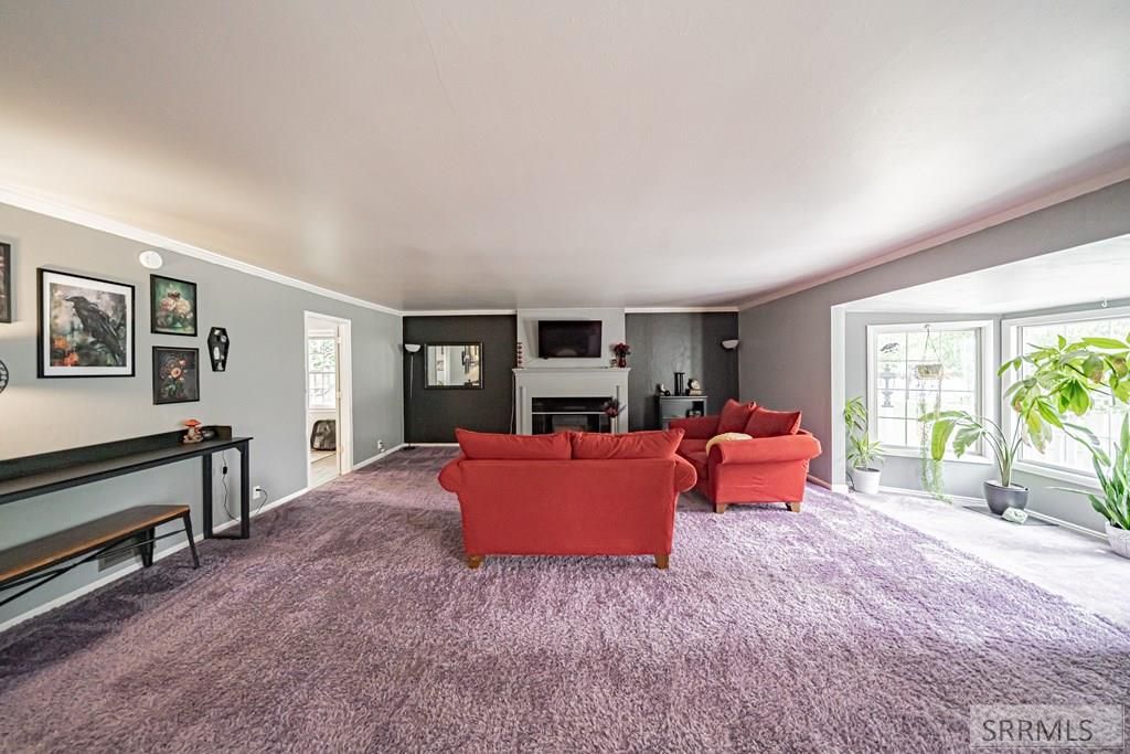 Image 8 of property listing at 269 W Center Street, Shelley, ID 83274