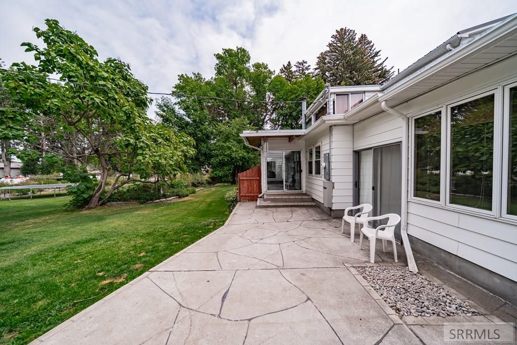 Image 80 of property listing at 269 W Center Street, Shelley, ID 83274