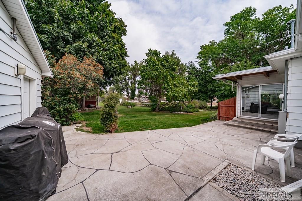 Image 81 of property listing at 269 W Center Street, Shelley, ID 83274