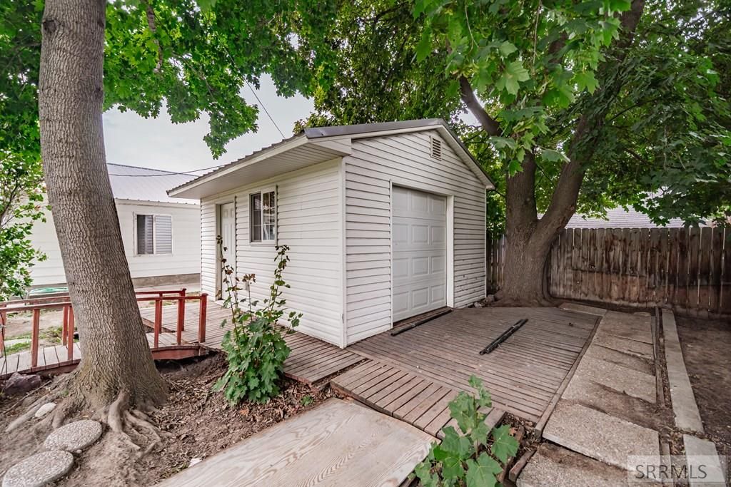 Image 83 of property listing at 269 W Center Street, Shelley, ID 83274