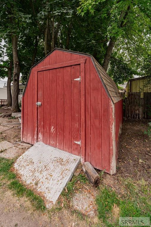 Image 86 of property listing at 269 W Center Street, Shelley, ID 83274