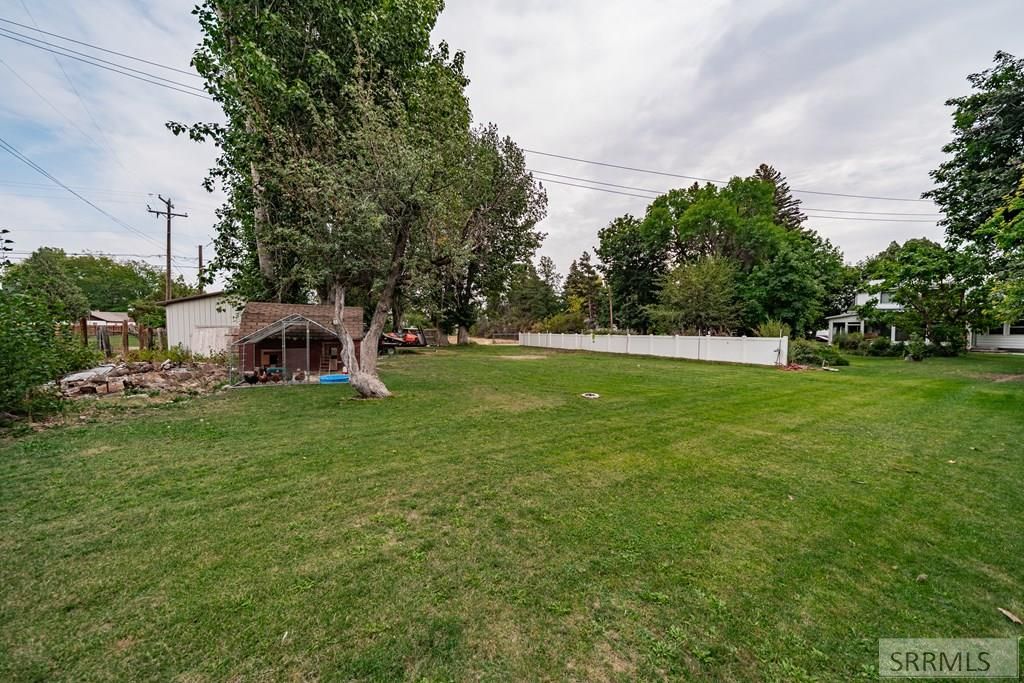 Image 89 of property listing at 269 W Center Street, Shelley, ID 83274