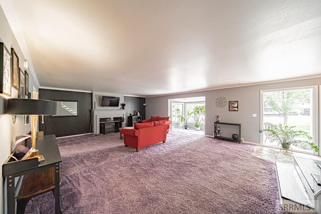 Image 9 of property listing at 269 W Center Street, Shelley, ID 83274