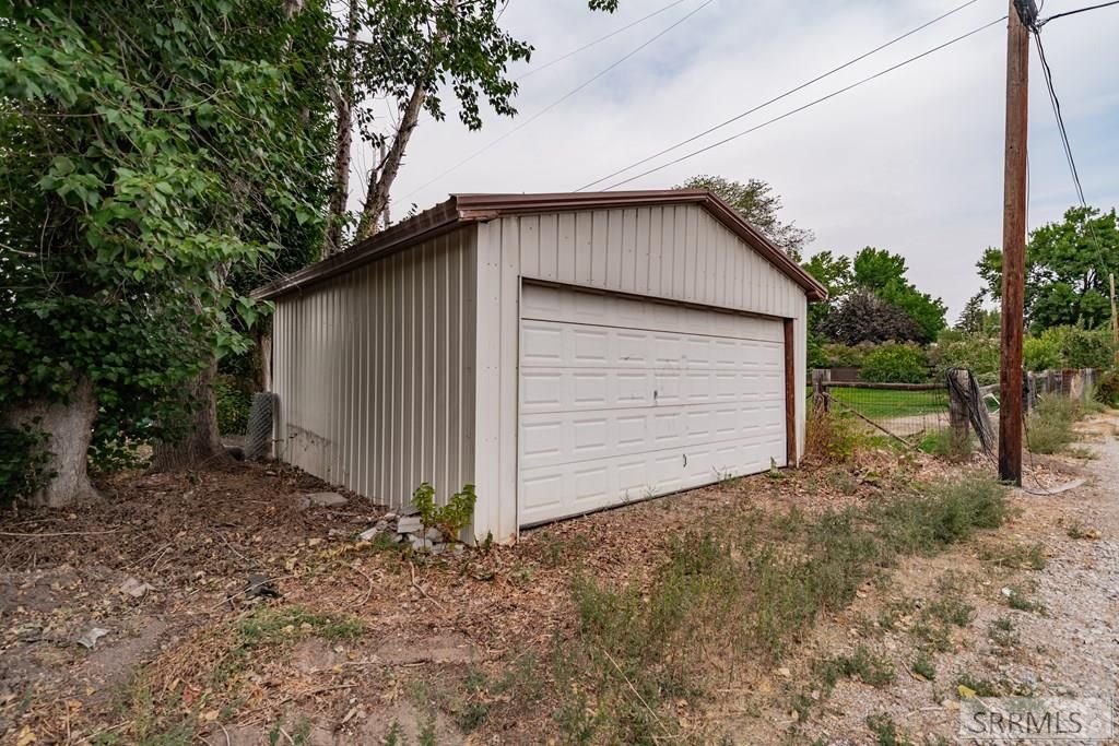 Image 90 of property listing at 269 W Center Street, Shelley, ID 83274