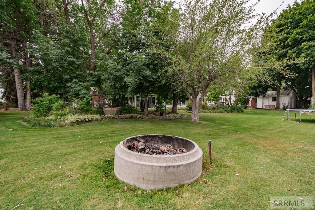 Image 93 of property listing at 269 W Center Street, Shelley, ID 83274