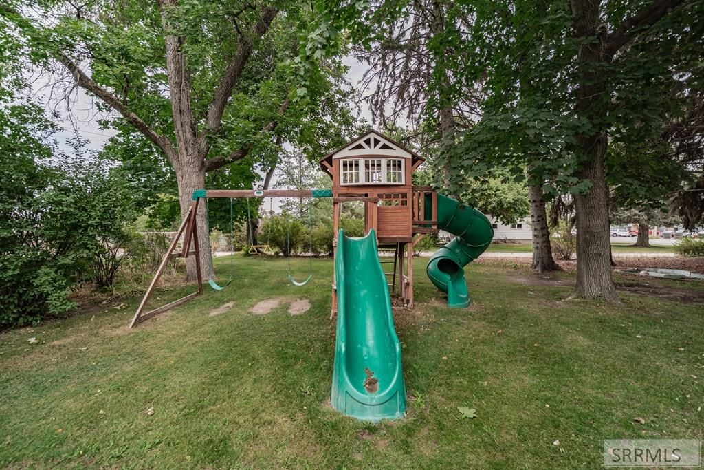 Image 95 of property listing at 269 W Center Street, Shelley, ID 83274