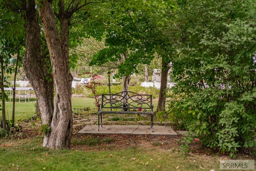 Image 96 of property listing at 269 W Center Street, Shelley, ID 83274