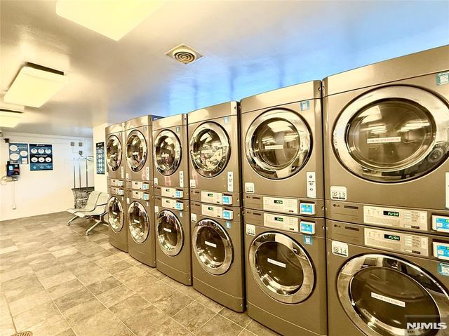 2077 Center Avenue 5E, Fort Lee, NJ 07024