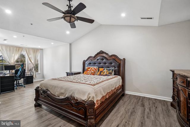 8716 STONEHOUSE DR, Ellicott City, MD 21043