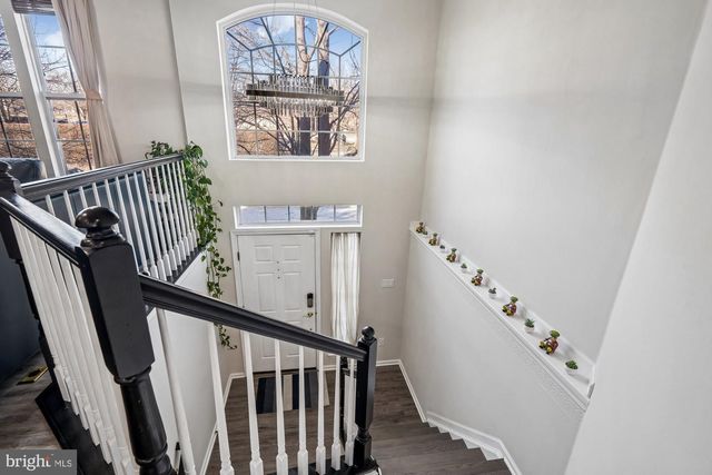 8716 STONEHOUSE DR, Ellicott City, MD 21043