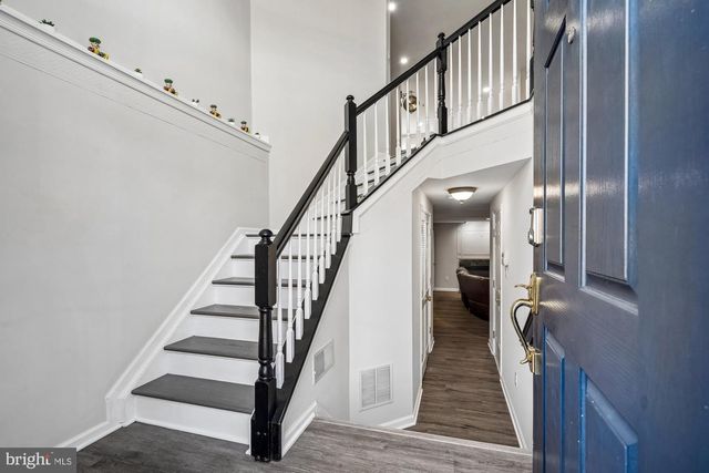 8716 STONEHOUSE DR, Ellicott City, MD 21043