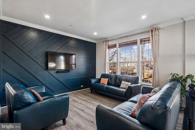 8716 STONEHOUSE DR, Ellicott City, MD 21043