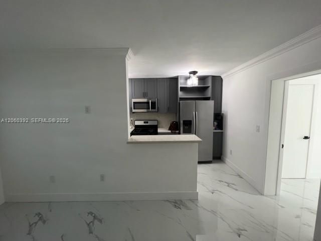 4250 SW 67th Ave 24, Miami, FL 33155