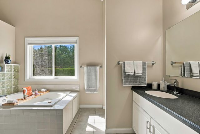 139 Captain Eames Cir 139, Ashland, MA 01721