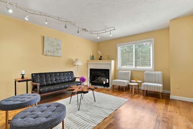 139 Captain Eames Cir 139, Ashland, MA 01721