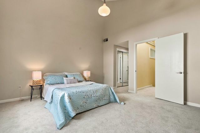139 Captain Eames Cir 139, Ashland, MA 01721