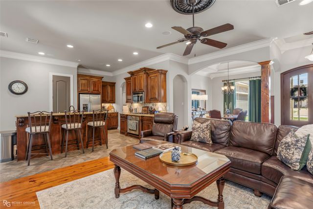 9954 Loveland Court, Shreveport, LA 71106