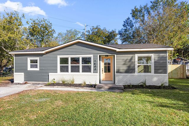 1403 Melody Drive, La Marque, TX 77568