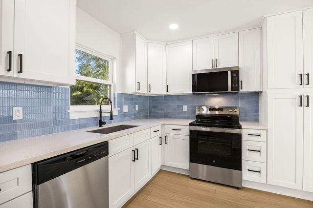 1403 Melody Drive, La Marque, TX 77568