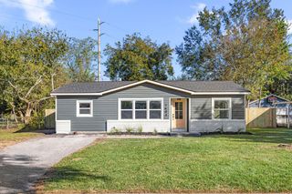 1403 Melody Drive, La Marque, TX 77568