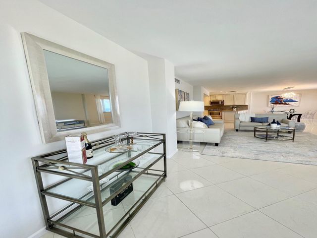 3000 Holiday Drive 1803, Fort Lauderdale, FL 33316