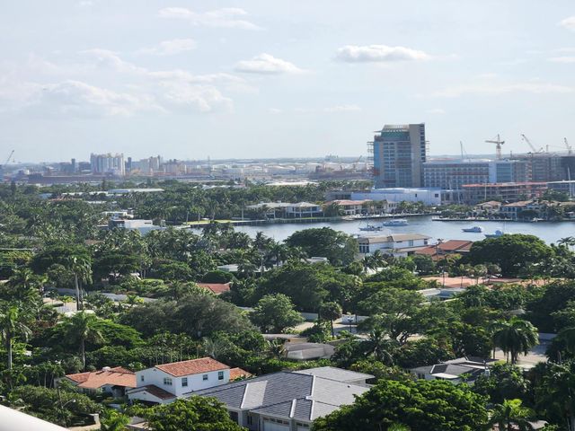 3000 Holiday Drive 1803, Fort Lauderdale, FL 33316