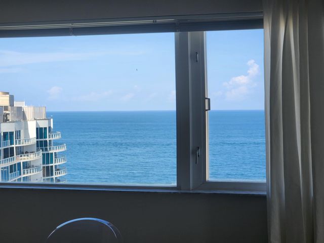 3000 Holiday Drive 1803, Fort Lauderdale, FL 33316