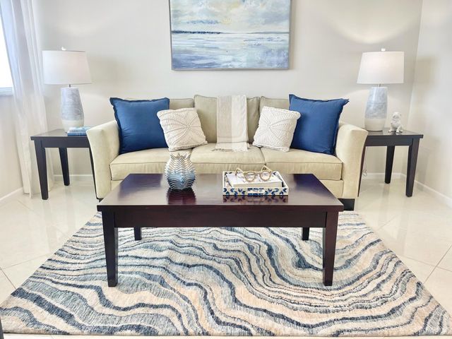 3000 Holiday Drive 1803, Fort Lauderdale, FL 33316