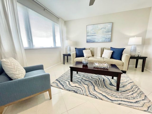 3000 Holiday Drive 1803, Fort Lauderdale, FL 33316