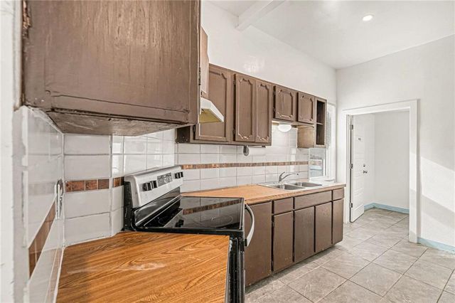 11303 E Truman Road, Independence, MO 64050