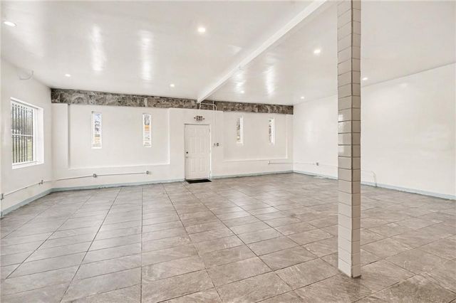 11303 E Truman Road, Independence, MO 64050