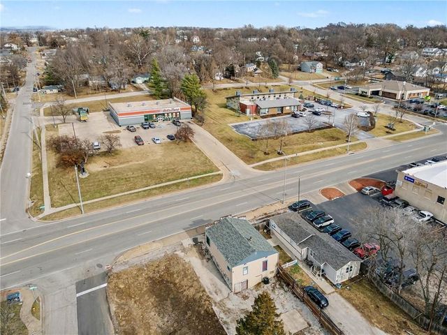 11303 E Truman Road, Independence, MO 64050