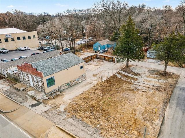 11303 E Truman Road, Independence, MO 64050